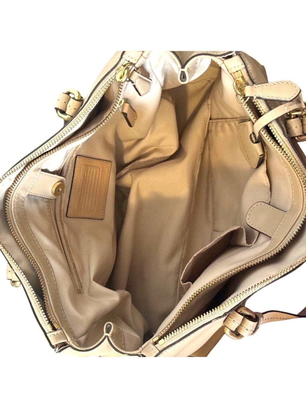 Coach Peyton Jordan Sand Saffiano Leather Double Zip Carryall Bag F25669 Gold - Picture 4 of 12